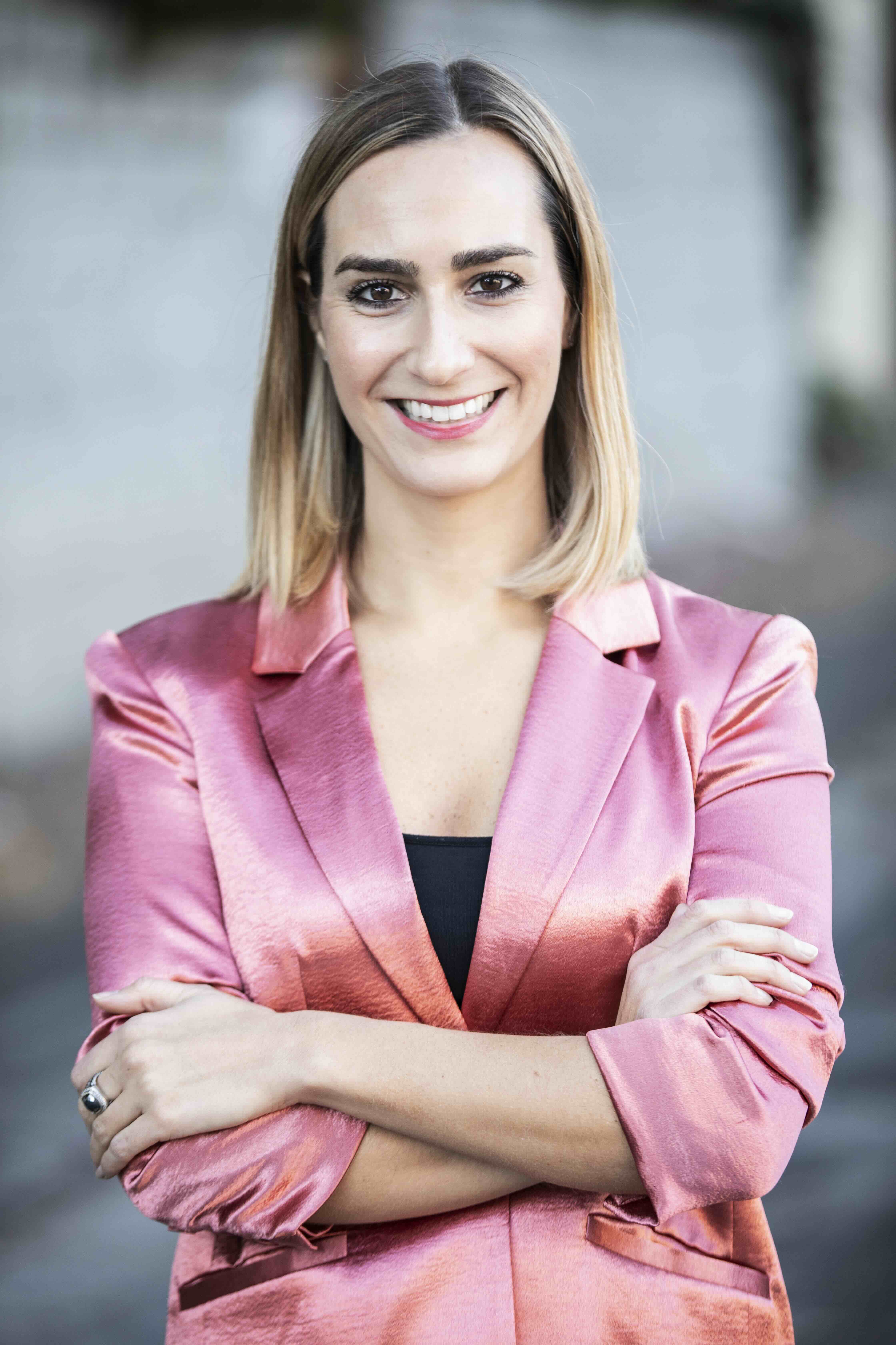 ali krupnik
