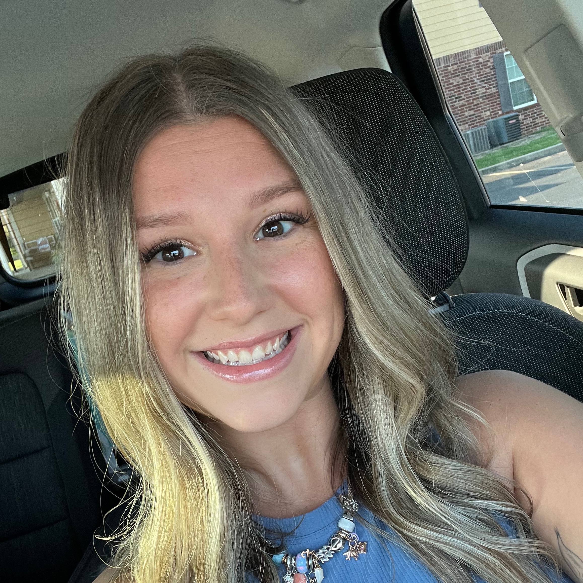 Victoria Munzenrider