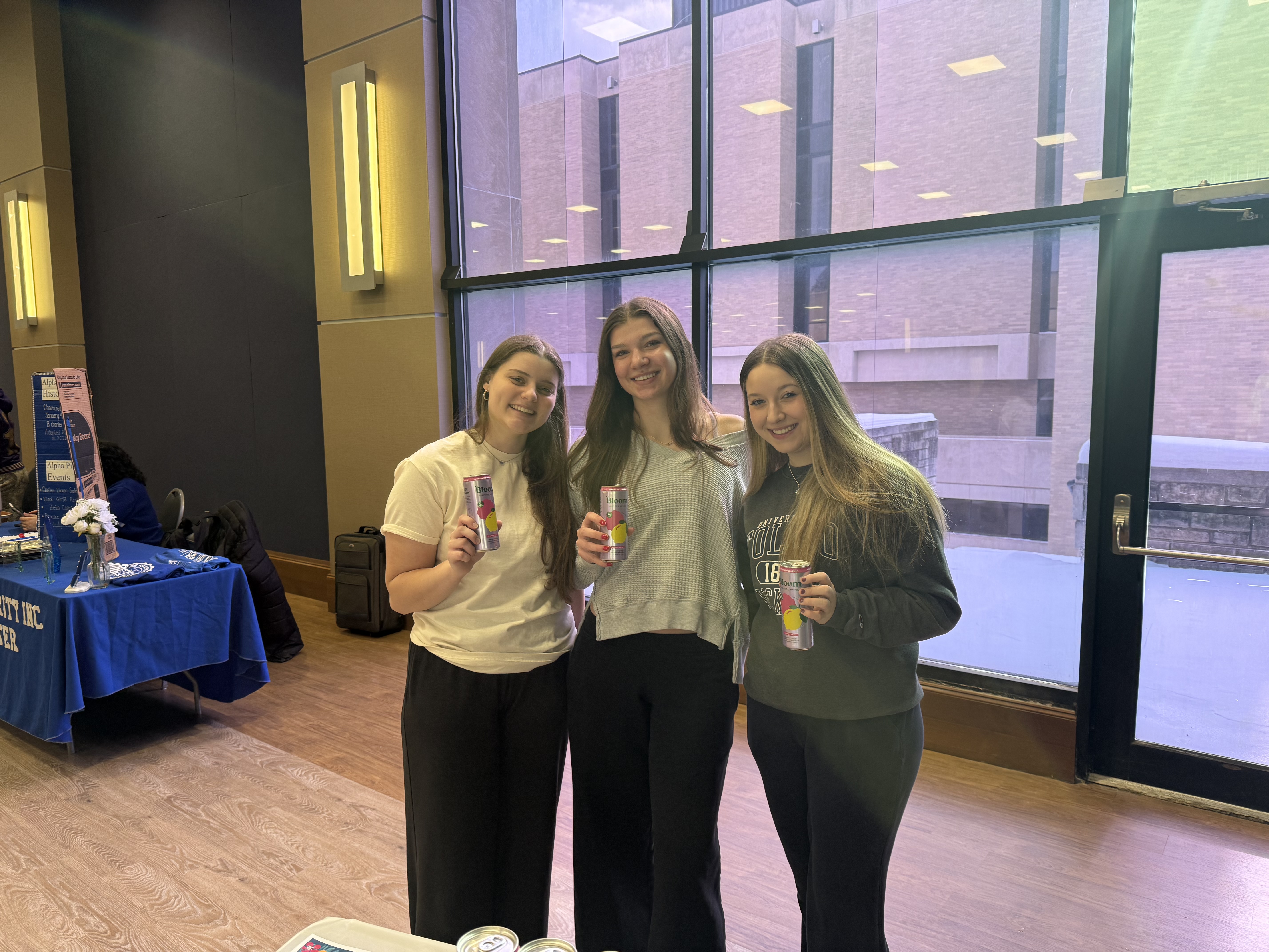 Alpha Phi Omega Tabling